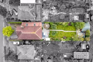 Photo 19- click for photo gallery